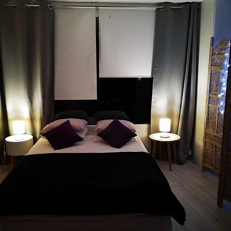 La Maison D'Ayona Herrlisheim-près-Colmar Kamer foto